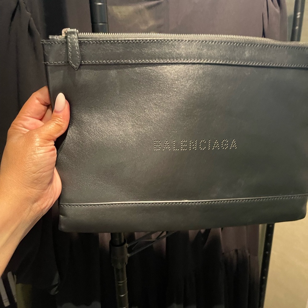 BALENCIAGA BLACK POUCH/CLUTCH BAG